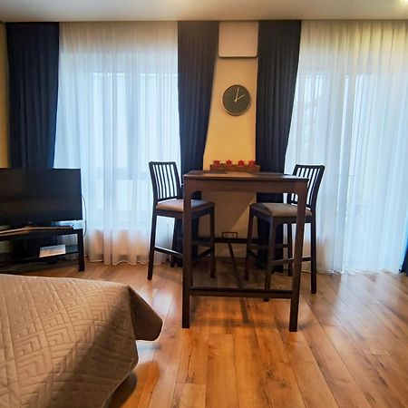 וילנה Apartments Franny'S Bees מראה חיצוני תמונה